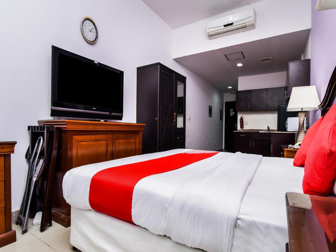 Oyo 138 Empire Hotel Apartments Dubaj Kültér fotó