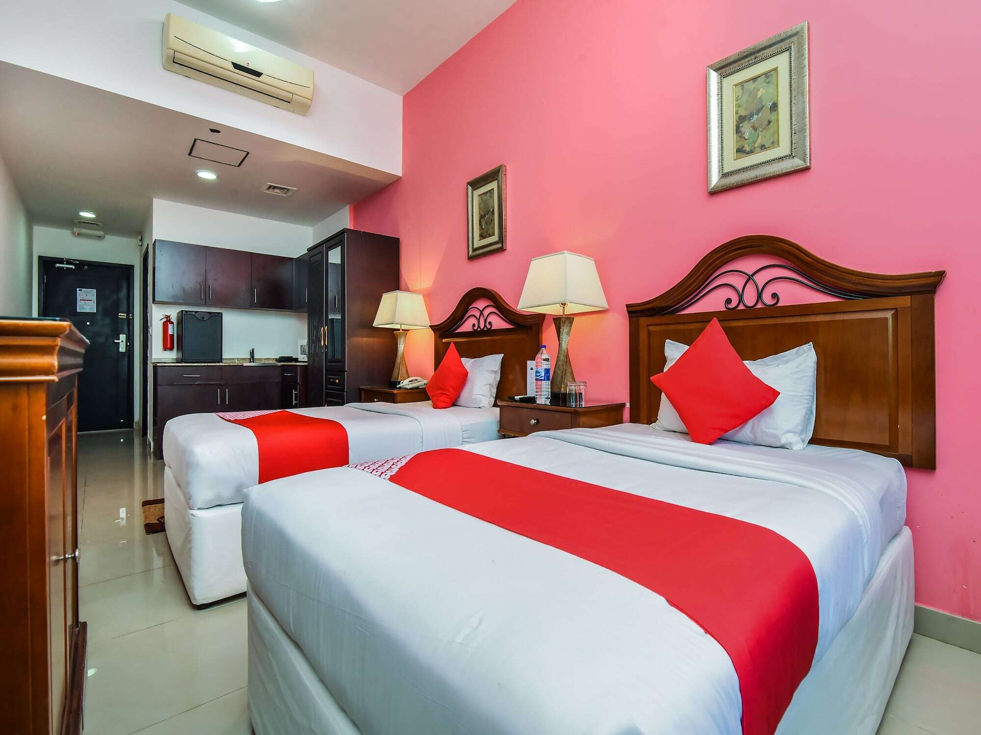 Oyo 138 Empire Hotel Apartments Dubaj Kültér fotó
